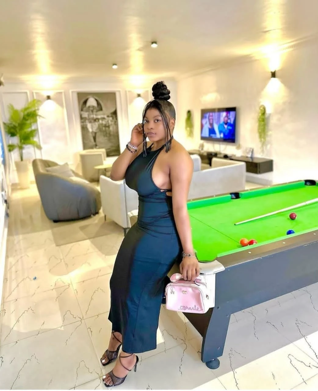 Anita – South African escort in Erbil — 6 / 7