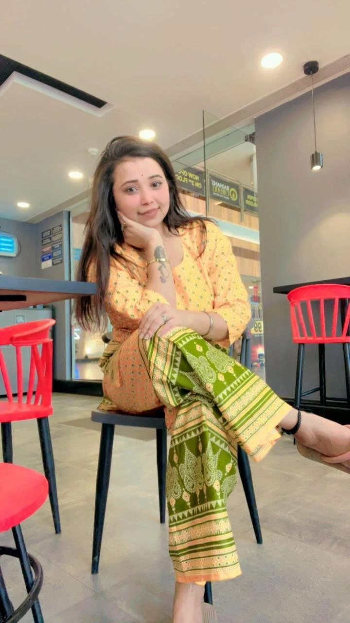 Real Vip Model Cash Payment – Indian escort in Jaipur — 4 / 6