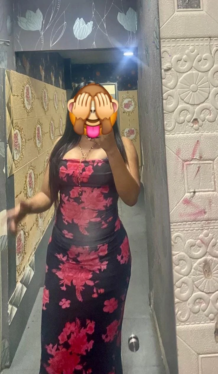 Elli – Nepalese escort in Kathmandu — 5 / 6