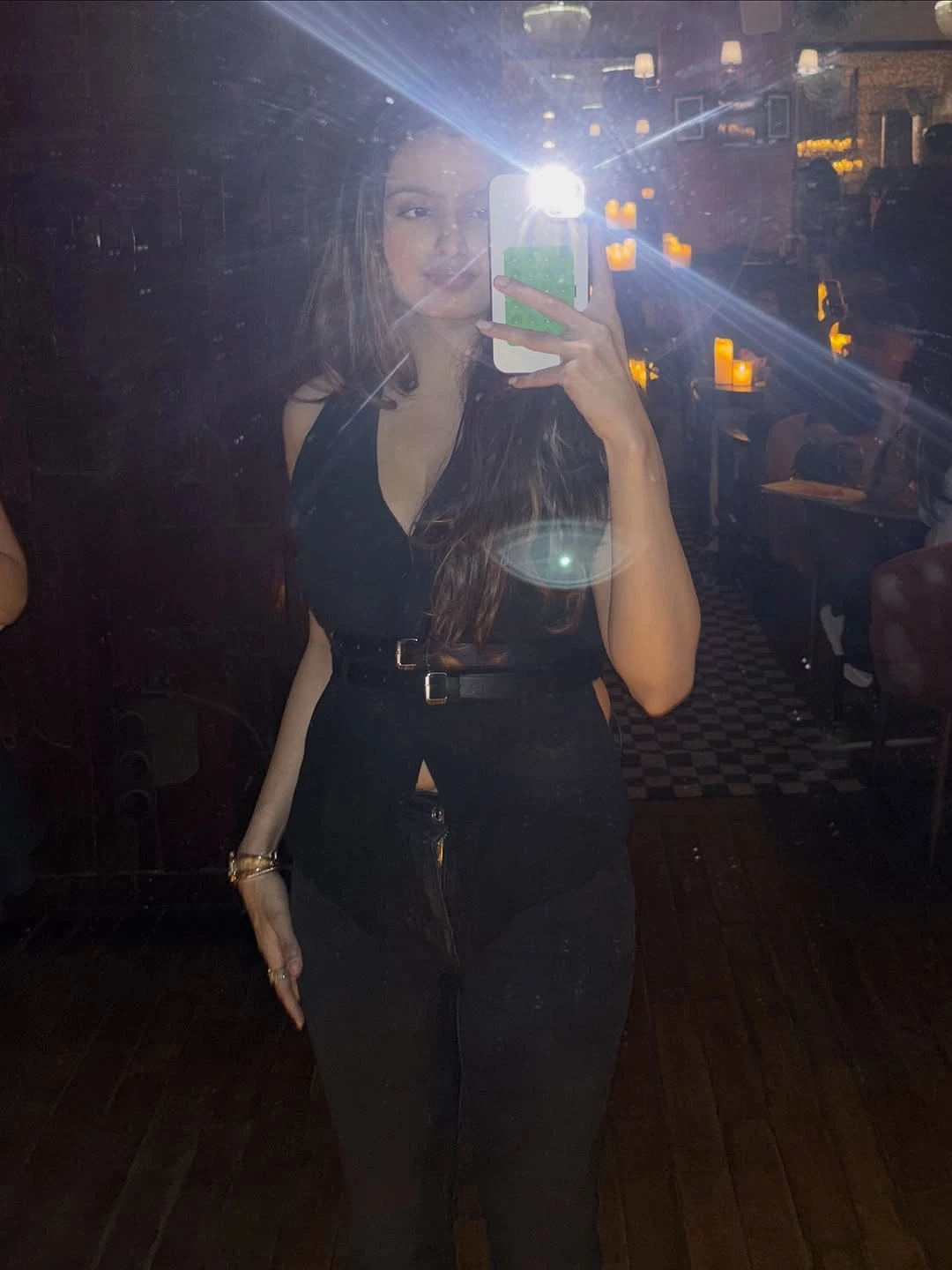 Sanaya Escort Service – Indian escort in Kalyan — 4 / 6