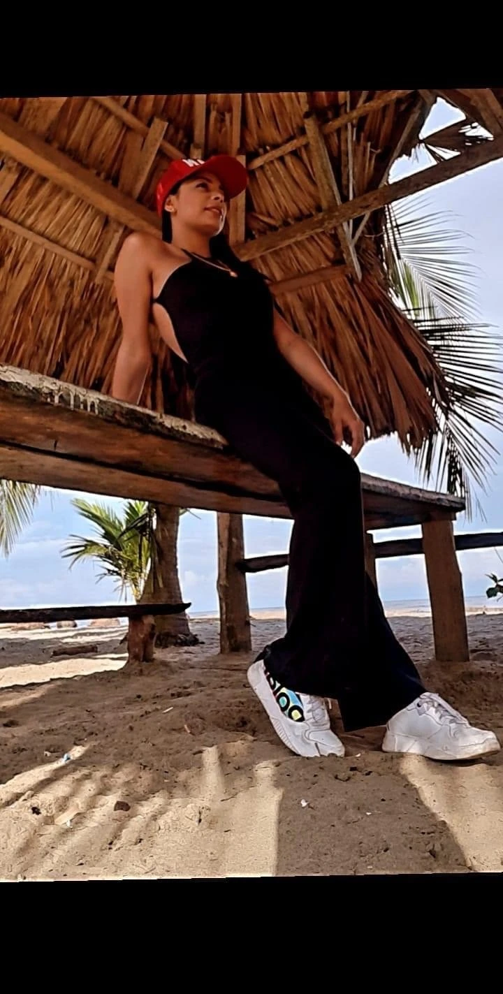 Escorts in Maldives. Lore – escort in Maldives — 2 / 7