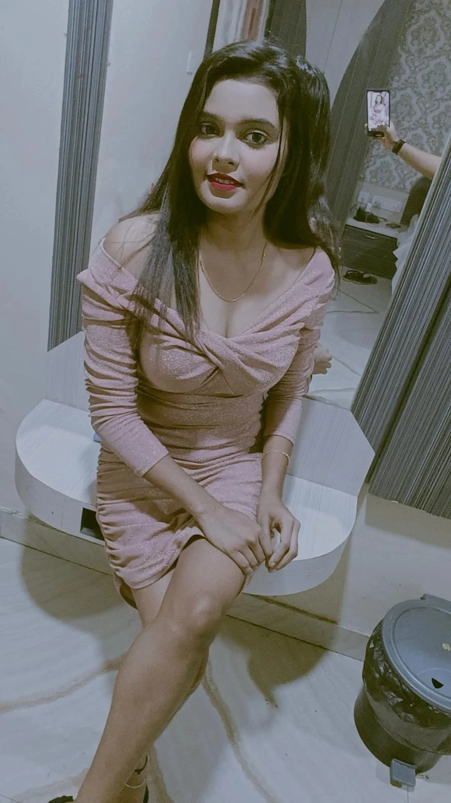 JIYA Indipendent CAM AND REAL MEET – Indian escort in Kolkata — 4 / 5
