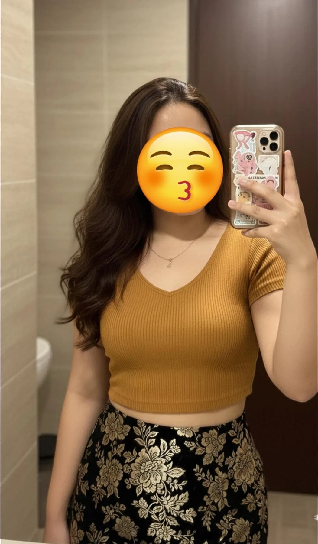 Dhanvi Cam & Real Meet Service – Nepalese escort in Kathmandu — 2 / 5