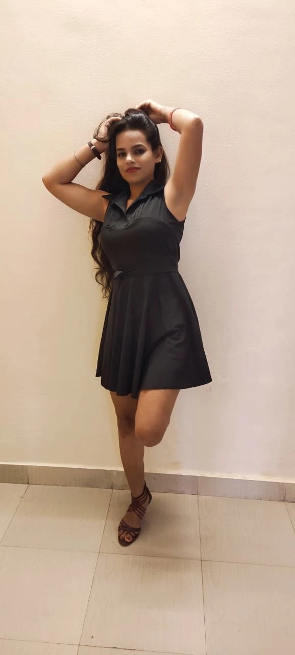 Mansi Singh – Indian escort in Mumbai — 1 / 5