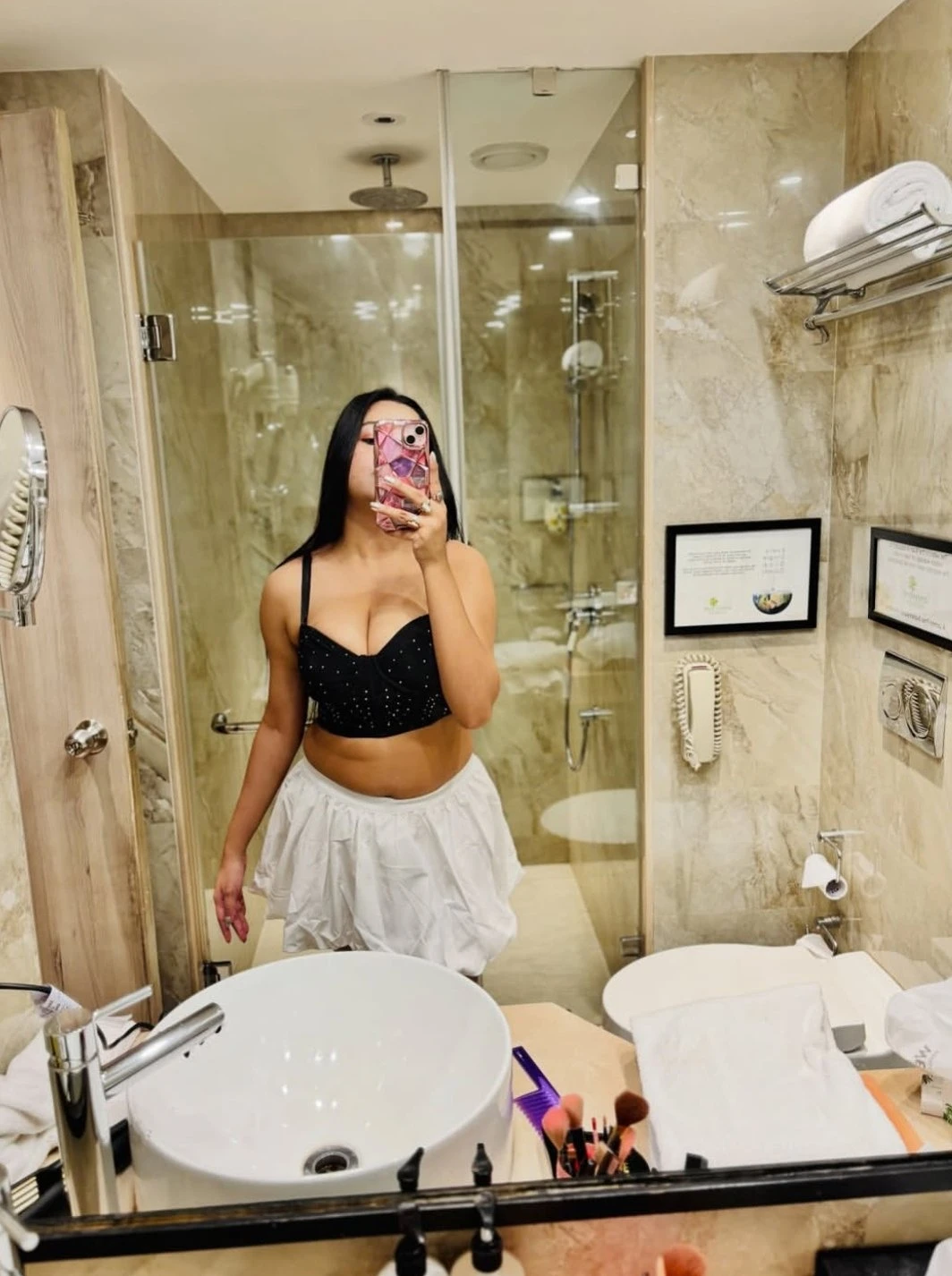 Jinal – Indian escort in Noida — 2 / 4