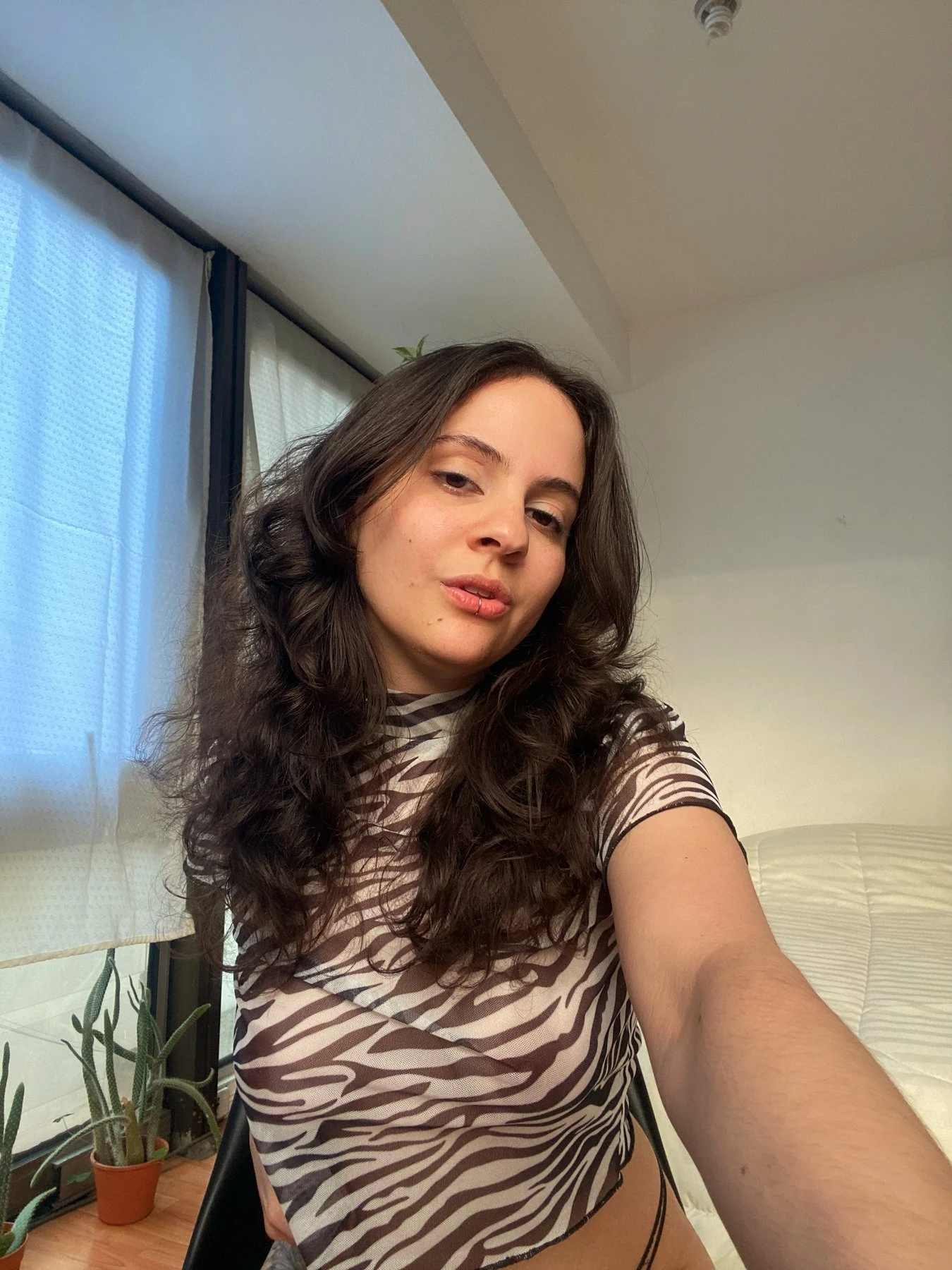 Punto(Camshow Only) from Argentina – Argentinean escort in Pune — 6 / 10