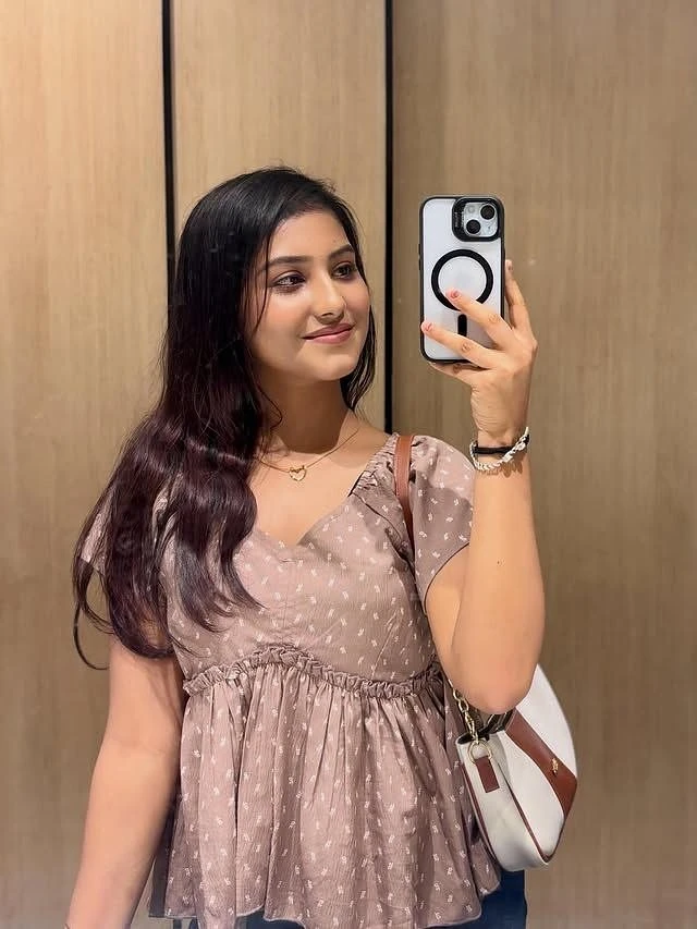 Gunjan – Indian escort in Pondicherry — 3 / 4