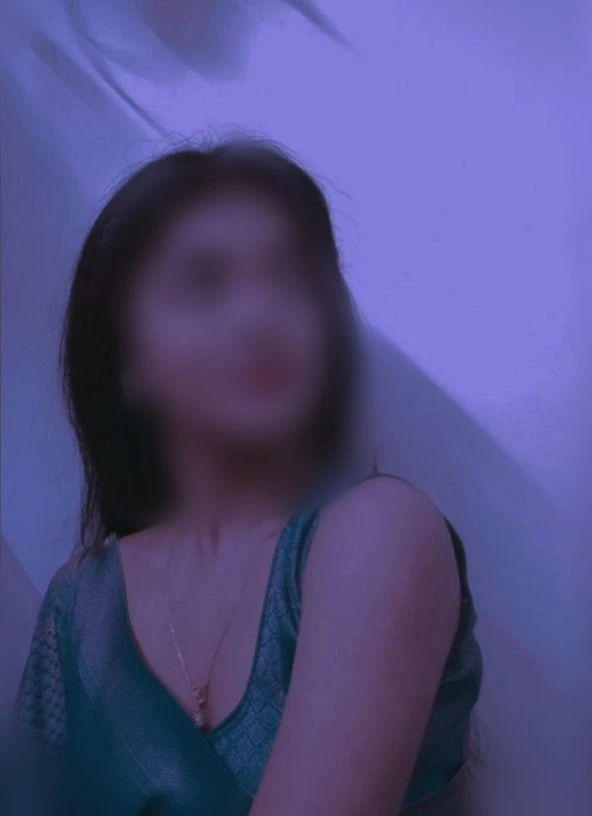Sonali for Meet Nd Cam – Indian escort in Pune — 3 / 5