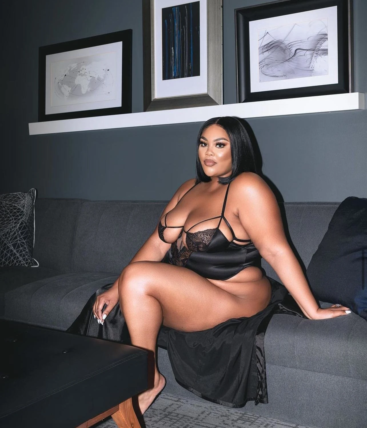 Claudia – Dominican escort in Dakar — 4 / 6
