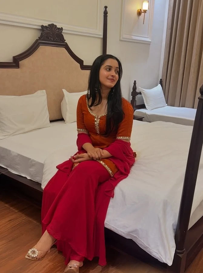 Kavya Contact Me Anal and Oral Sex – Indian escort in Mumbai — 3 / 6