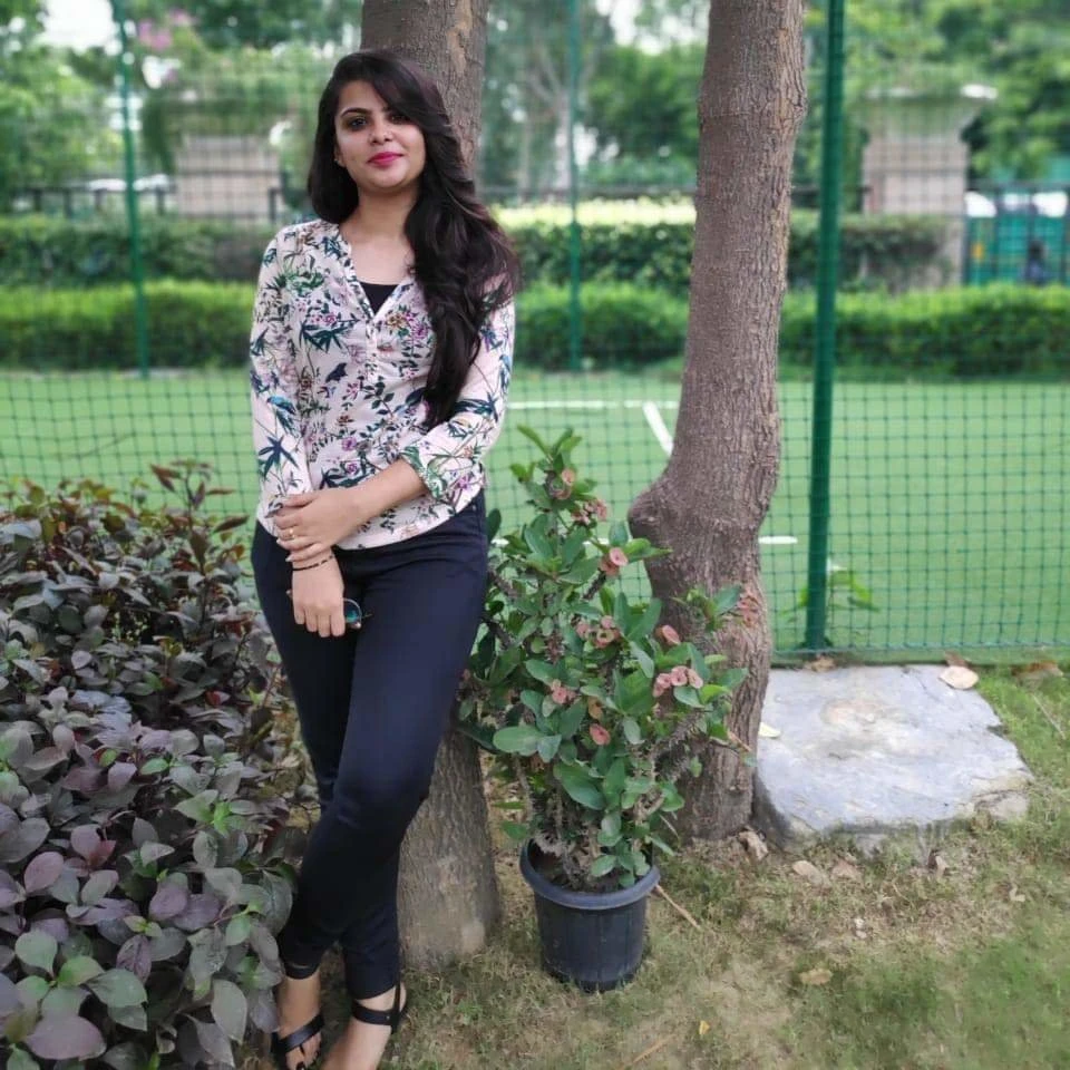 Kajal Sharma – Indian escort in Mumbai — 6 / 9