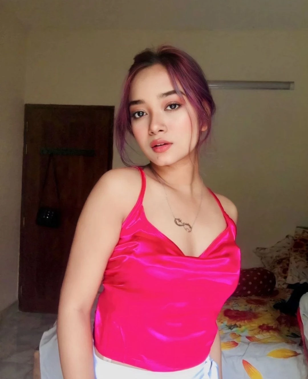 Mohini – Indian escort in Mumbai — 1 / 2