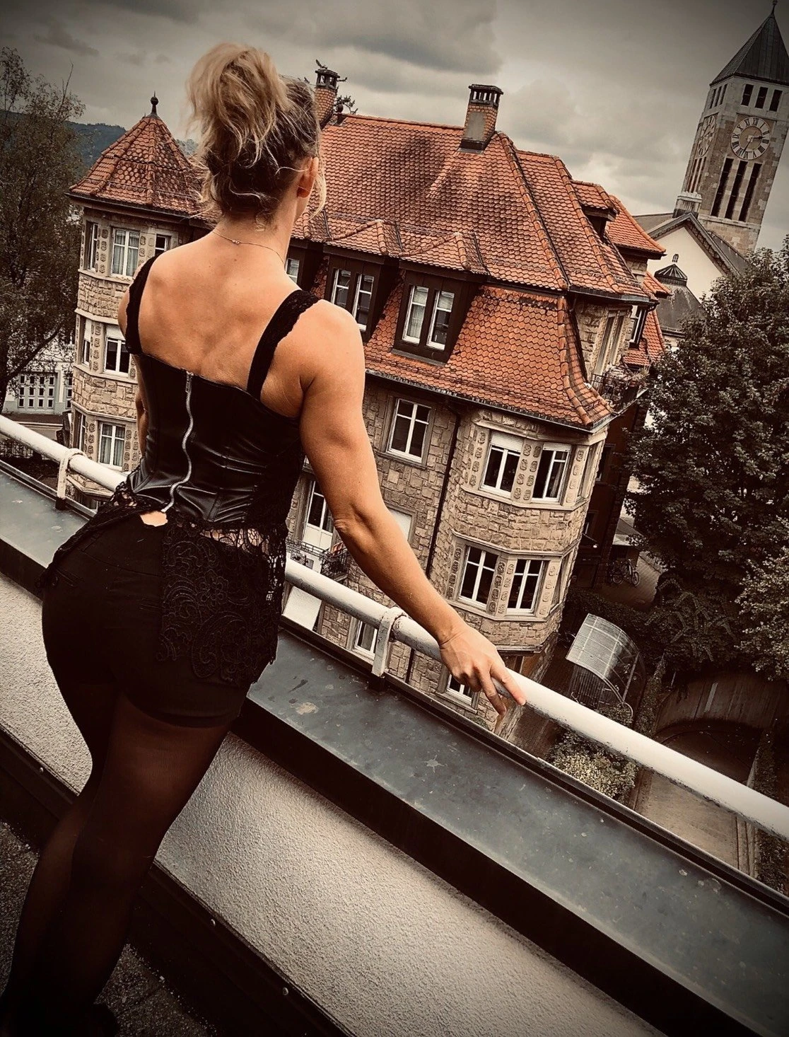 Goddess Freyja 🇦🇺 BDSM ONLY – Australian dominatrix in Stockholm — 3 / 15