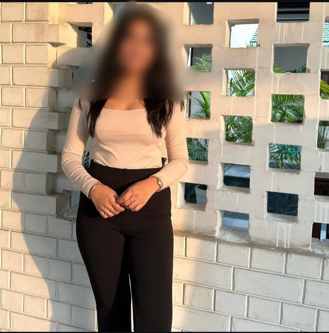 Meenakshi Roy – Indian escort in Kolkata — 2 / 5