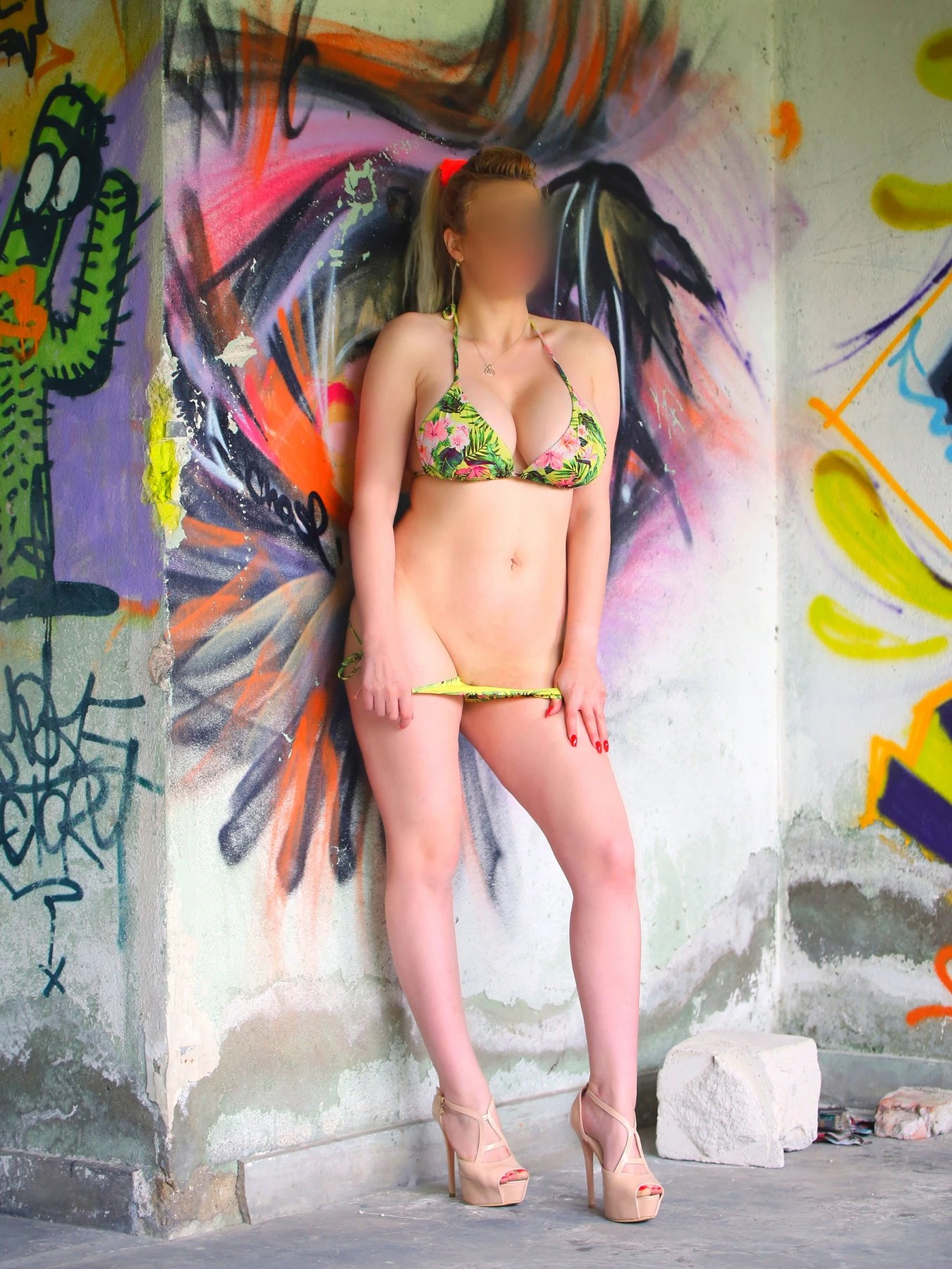 Delia – Romanian escort in Bucharest — 3 / 6