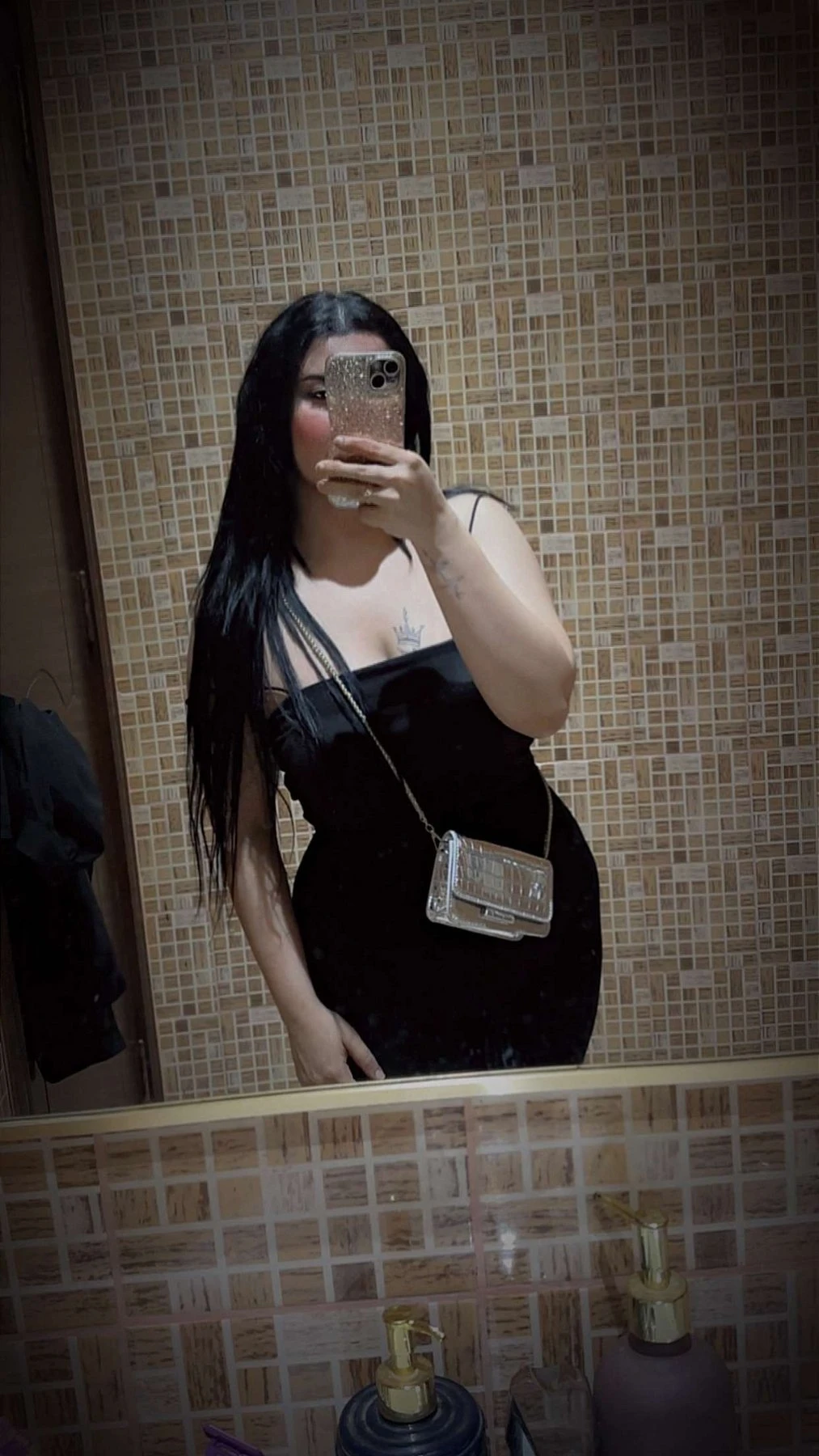 Pooja Escorts, (Real Meet & Webcam) – Indian escort agency in Pokhara — 4 / 6