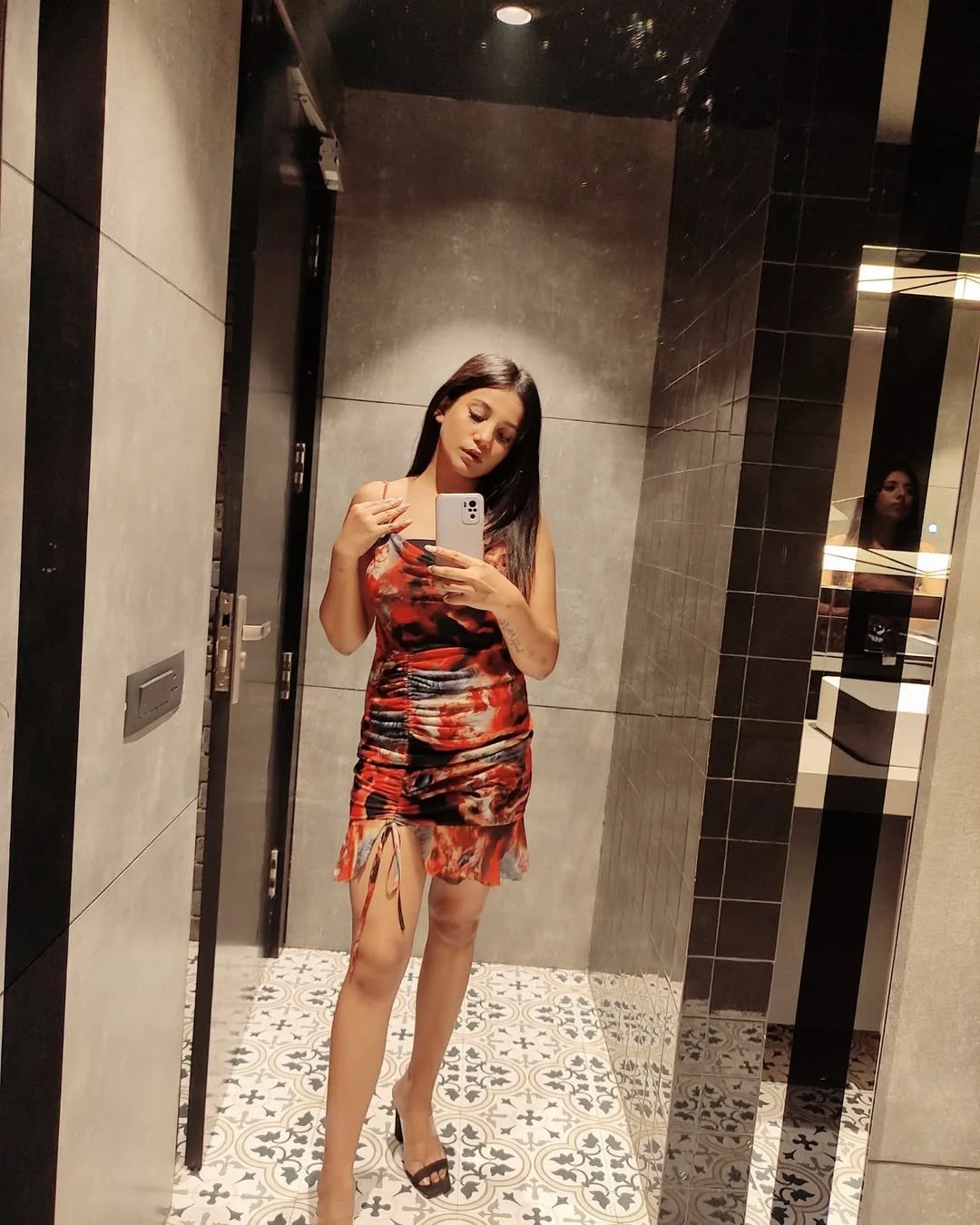 I want to make you a very happy my side. – Indian escort in Kolkata — 3 / 9