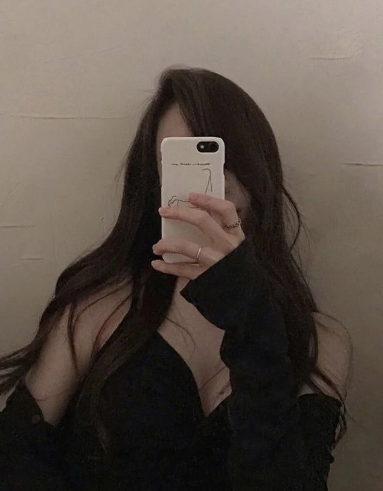 So Jin – South Korean escort in Seoul — 6 / 8