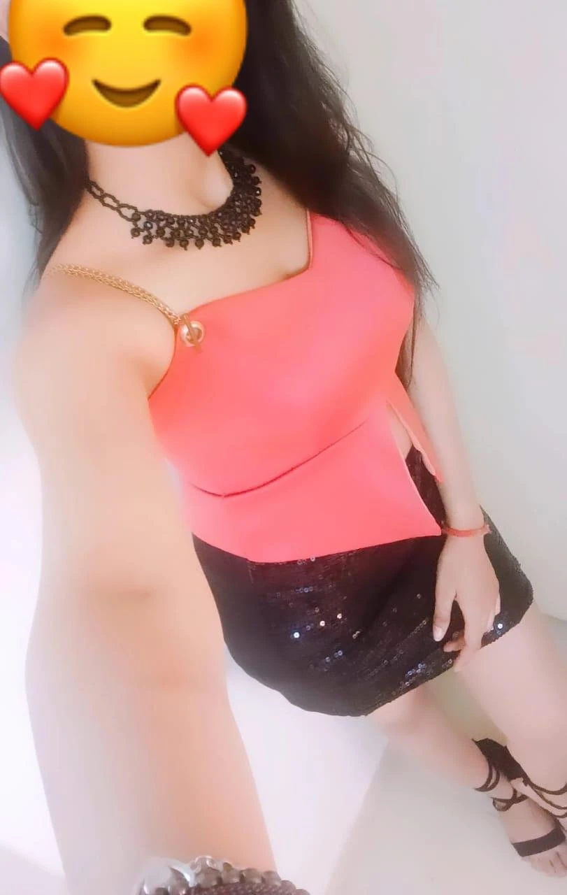 Shelley – Indian escort in New Delhi — 5 / 8