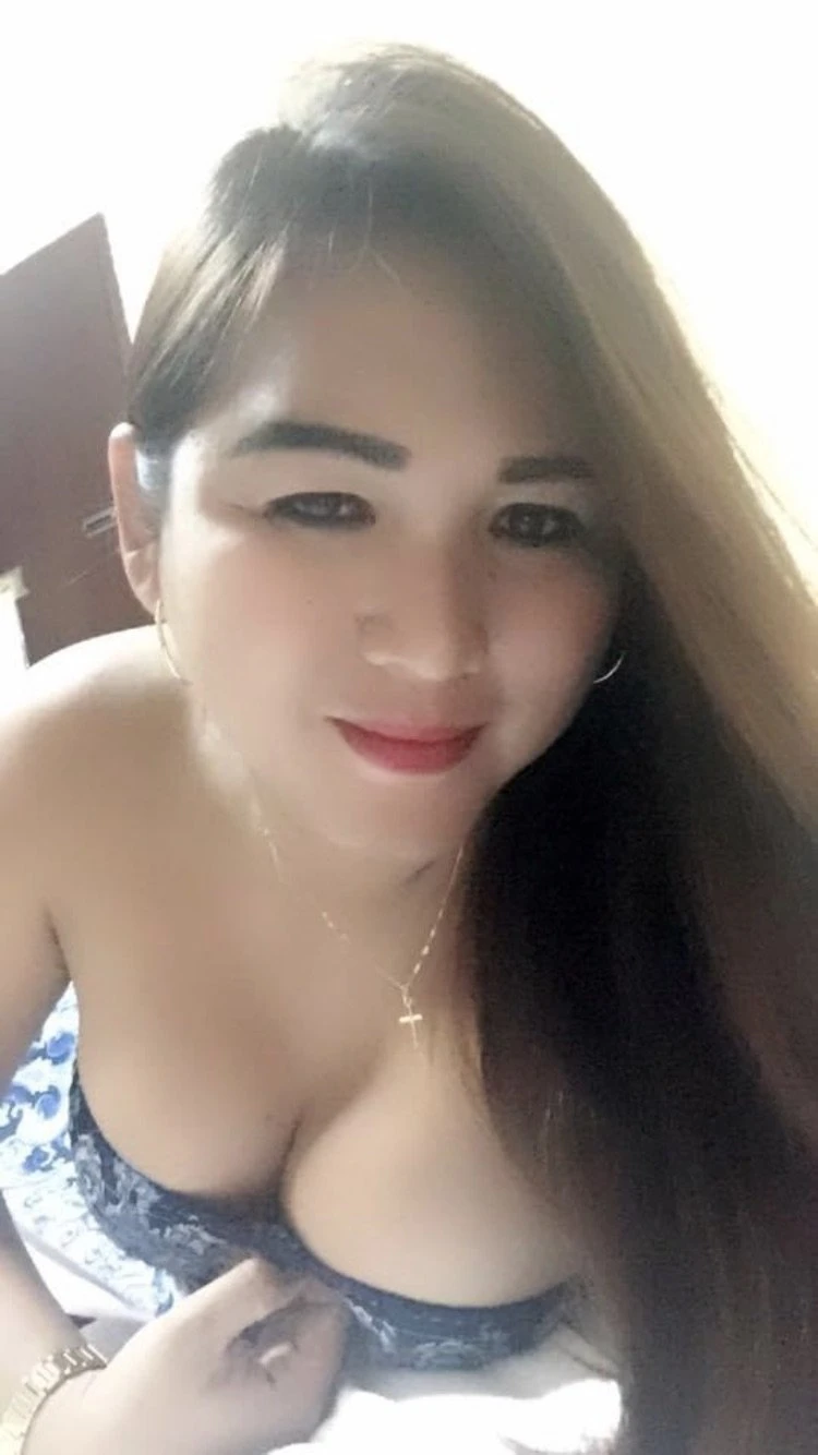 Sunshine – Filipino escort in Hanoi — 10 / 31