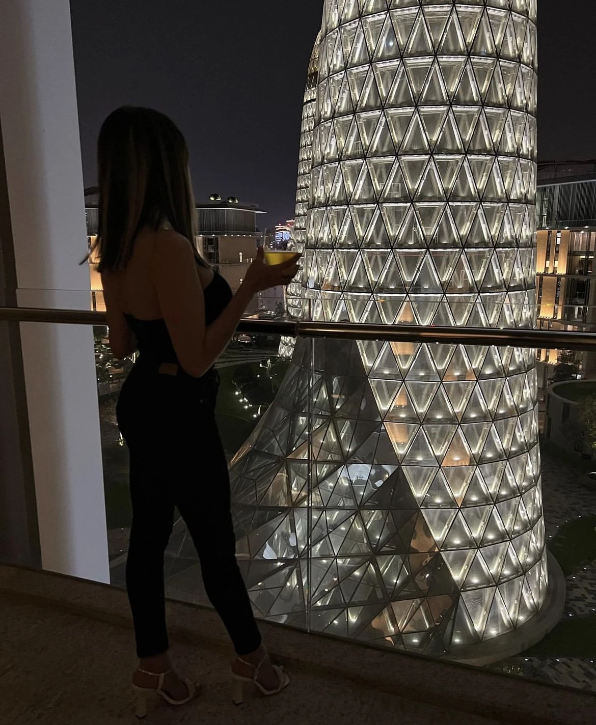 Elye Independent – Russian escort in Ho Chi Minh City — 4 / 5