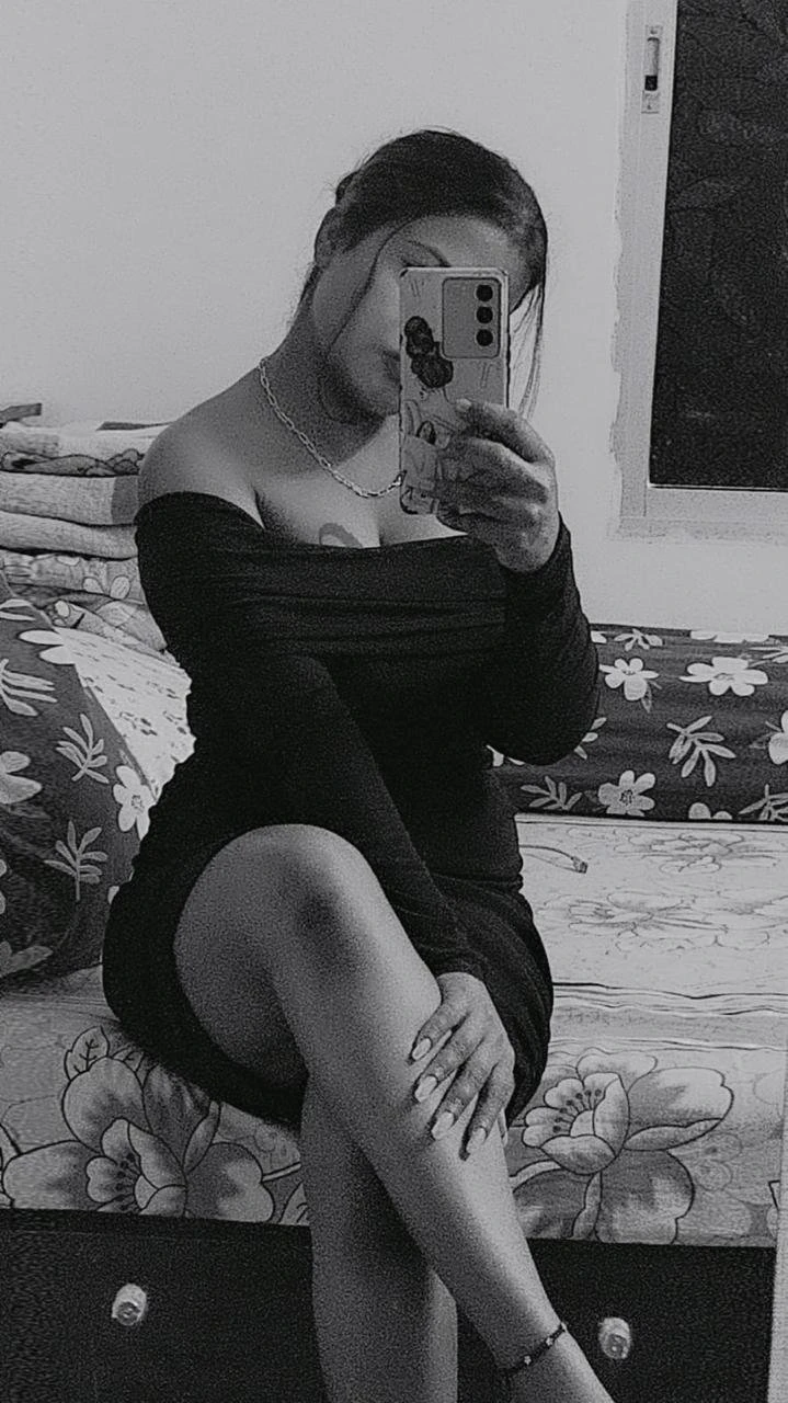 Ritika – Indian escort in Kolkata — 8 / 10