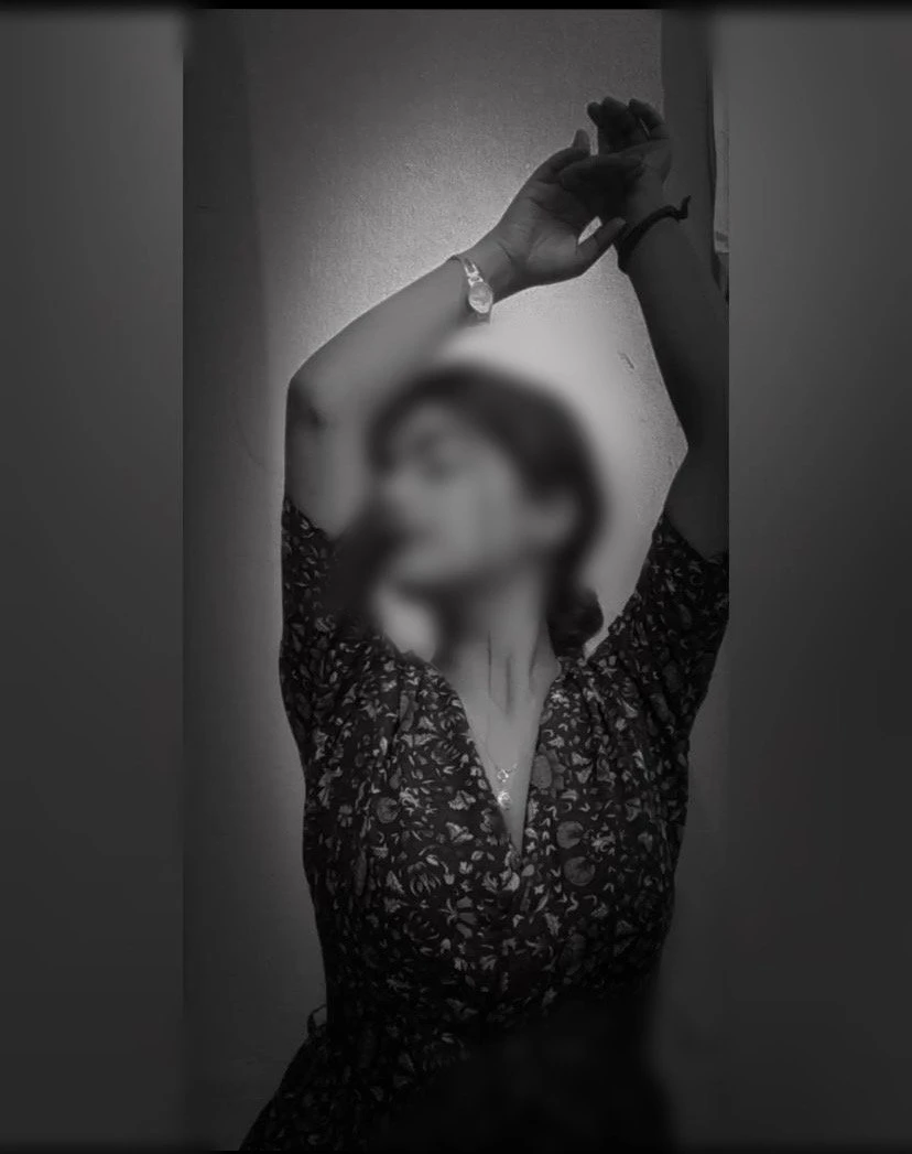Sonali for Meet Nd Cam – Indian escort in Pune — 2 / 5