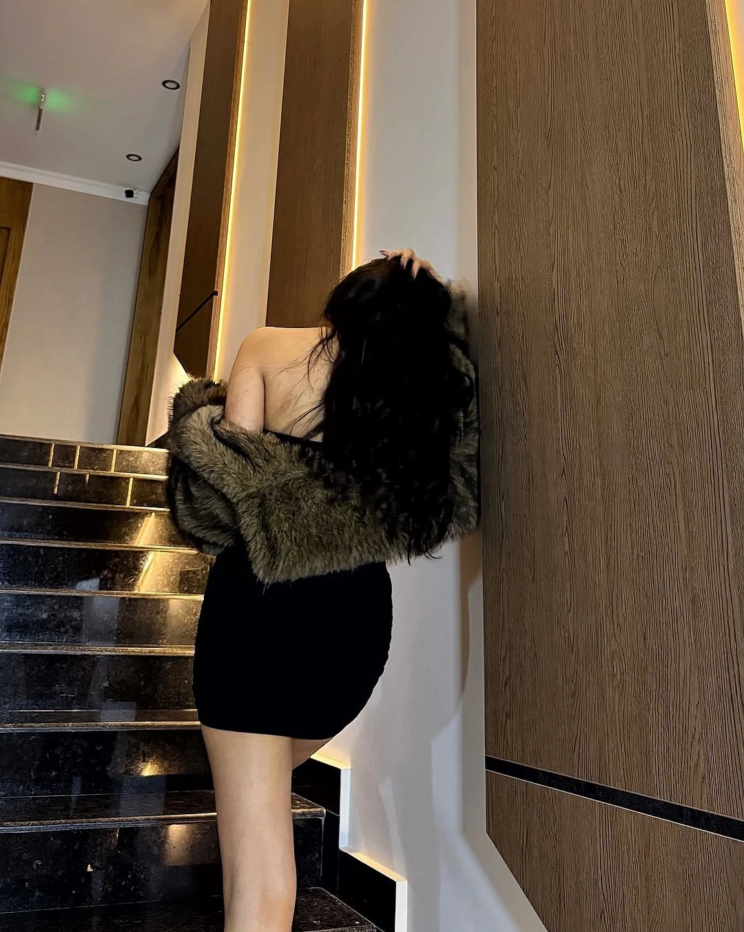 Tina – Indian escort in Kochi — 3 / 4
