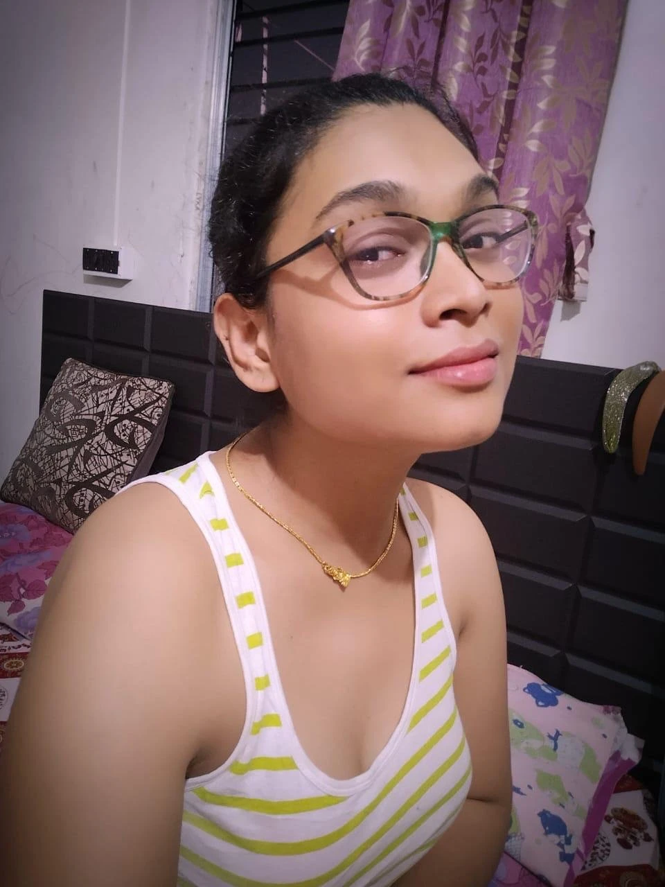 ONLY VIDEO SESSION NUDE WITH FACE – Indian escort in Kolkata — 3 / 13