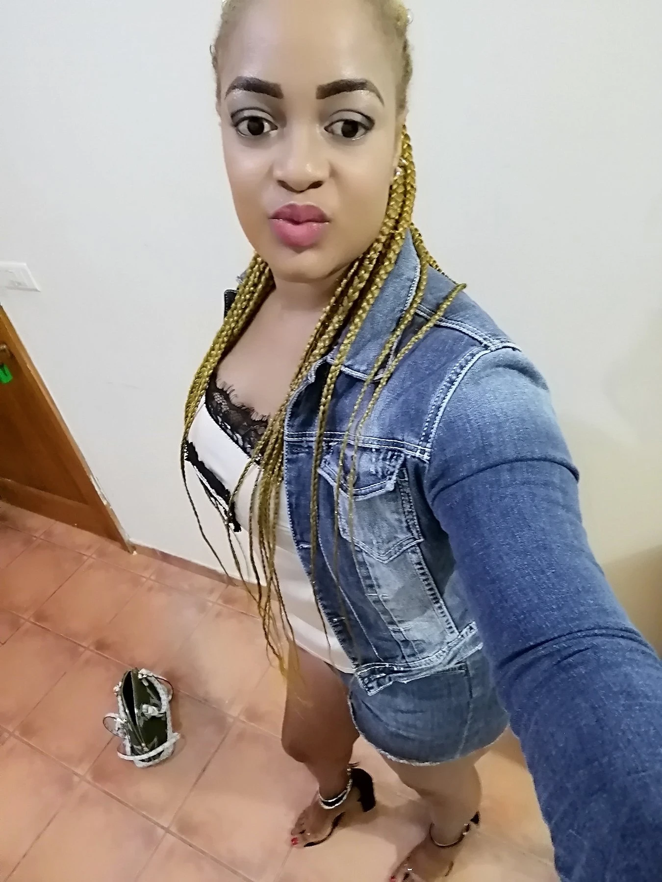 Savage – Ghanaian escort in Beirut — 4 / 9