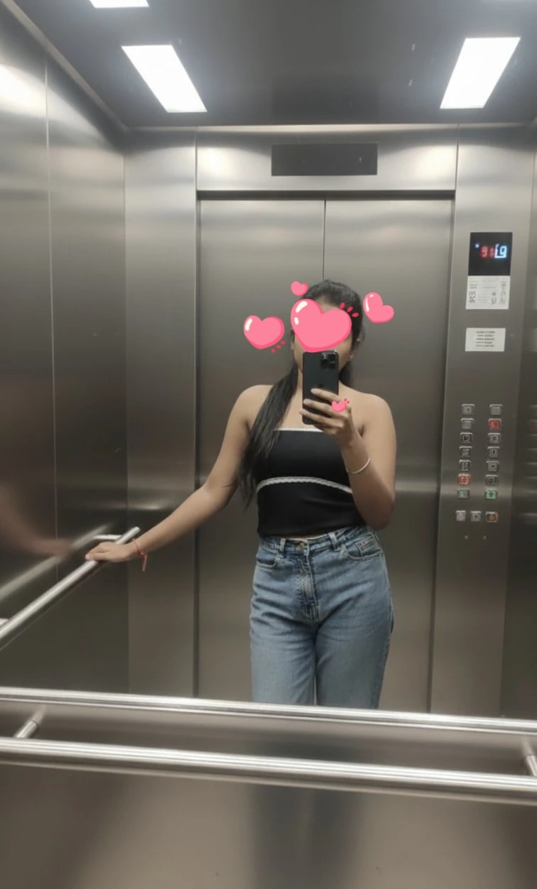 Cam and meet 🪷🪷🪷 by pixel. – Indian escort in Hyderabad — 2 / 4