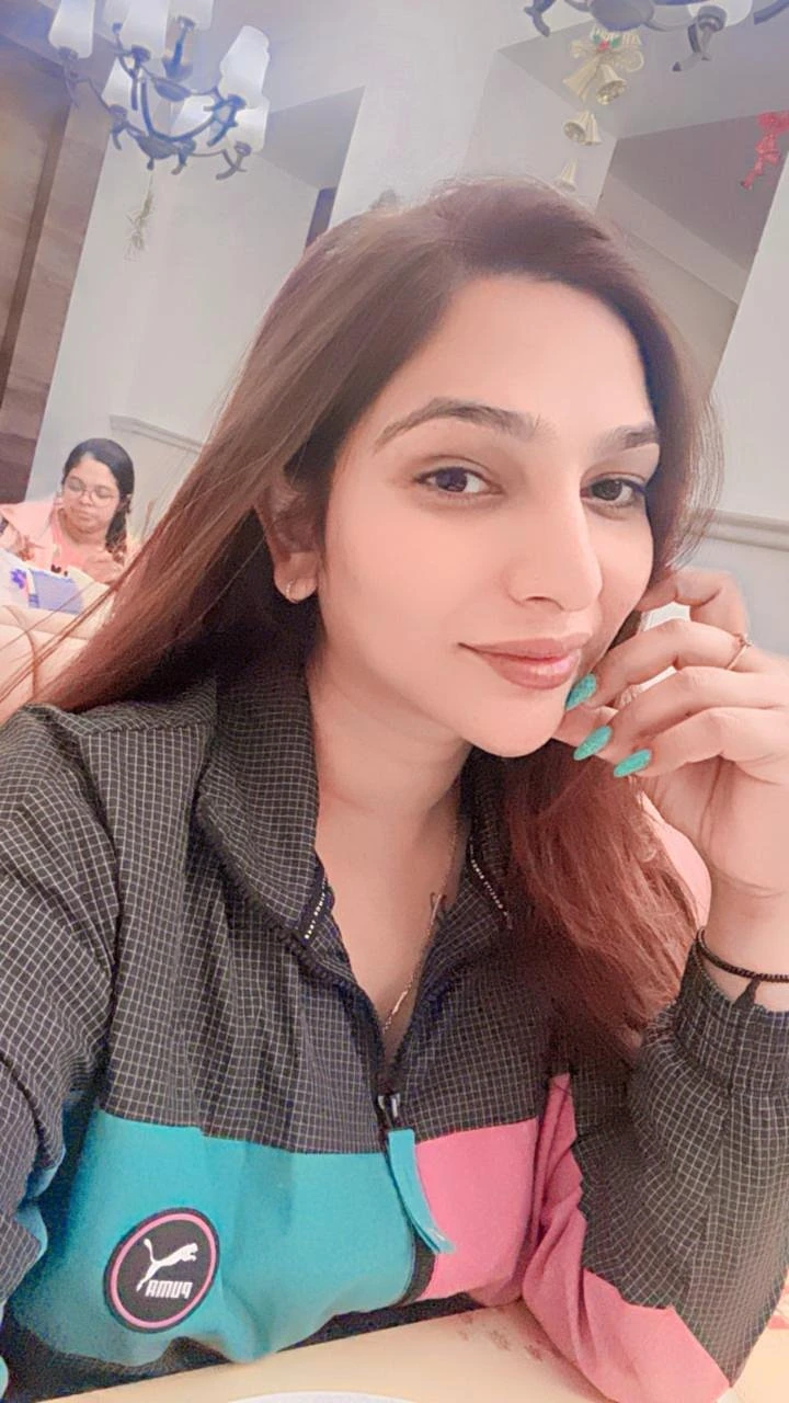 Miss Sneha – Indian escort in Pune — 2 / 31