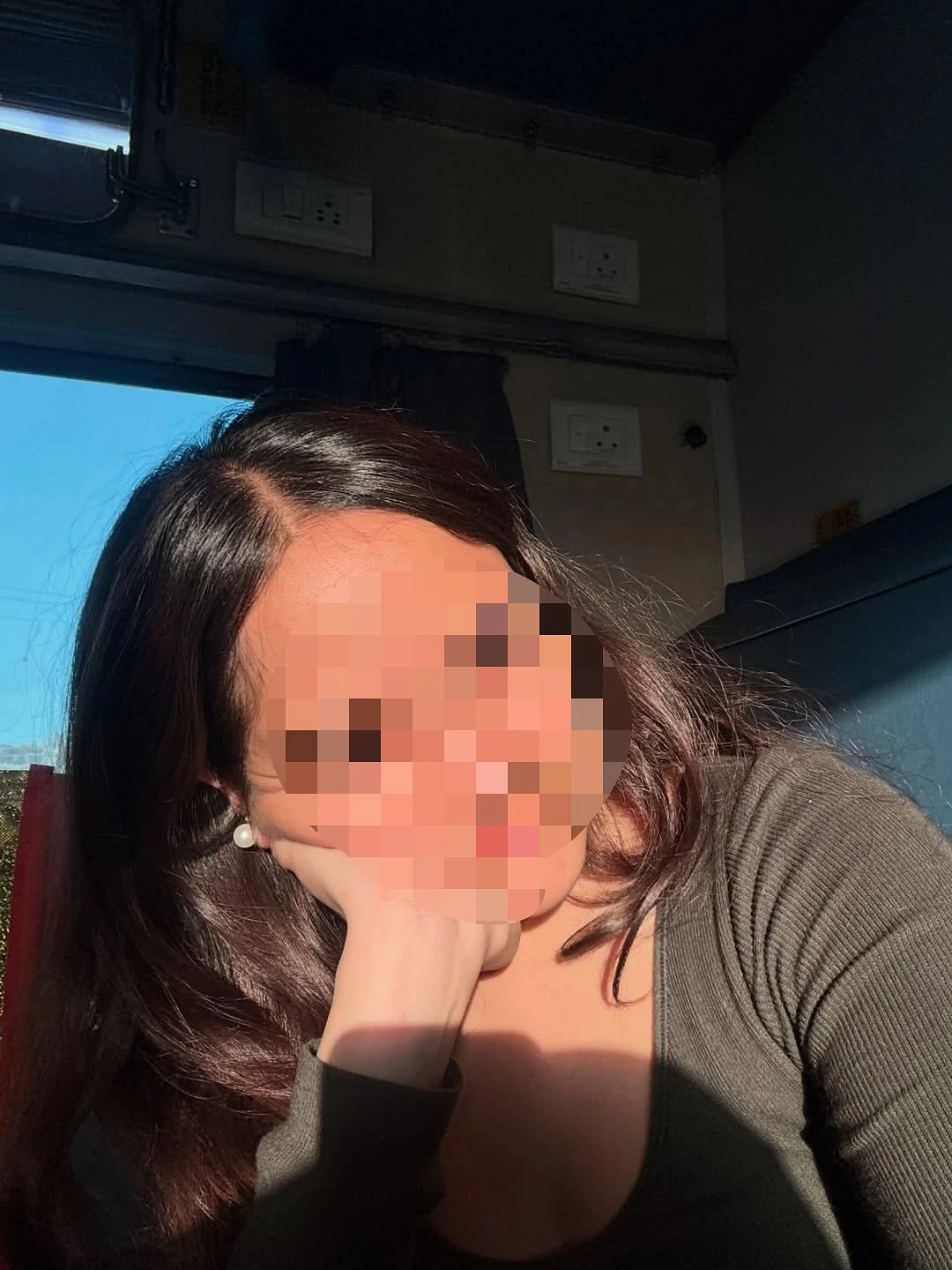 Sneha Reddy – Indian escort in Hyderabad — 4 / 5
