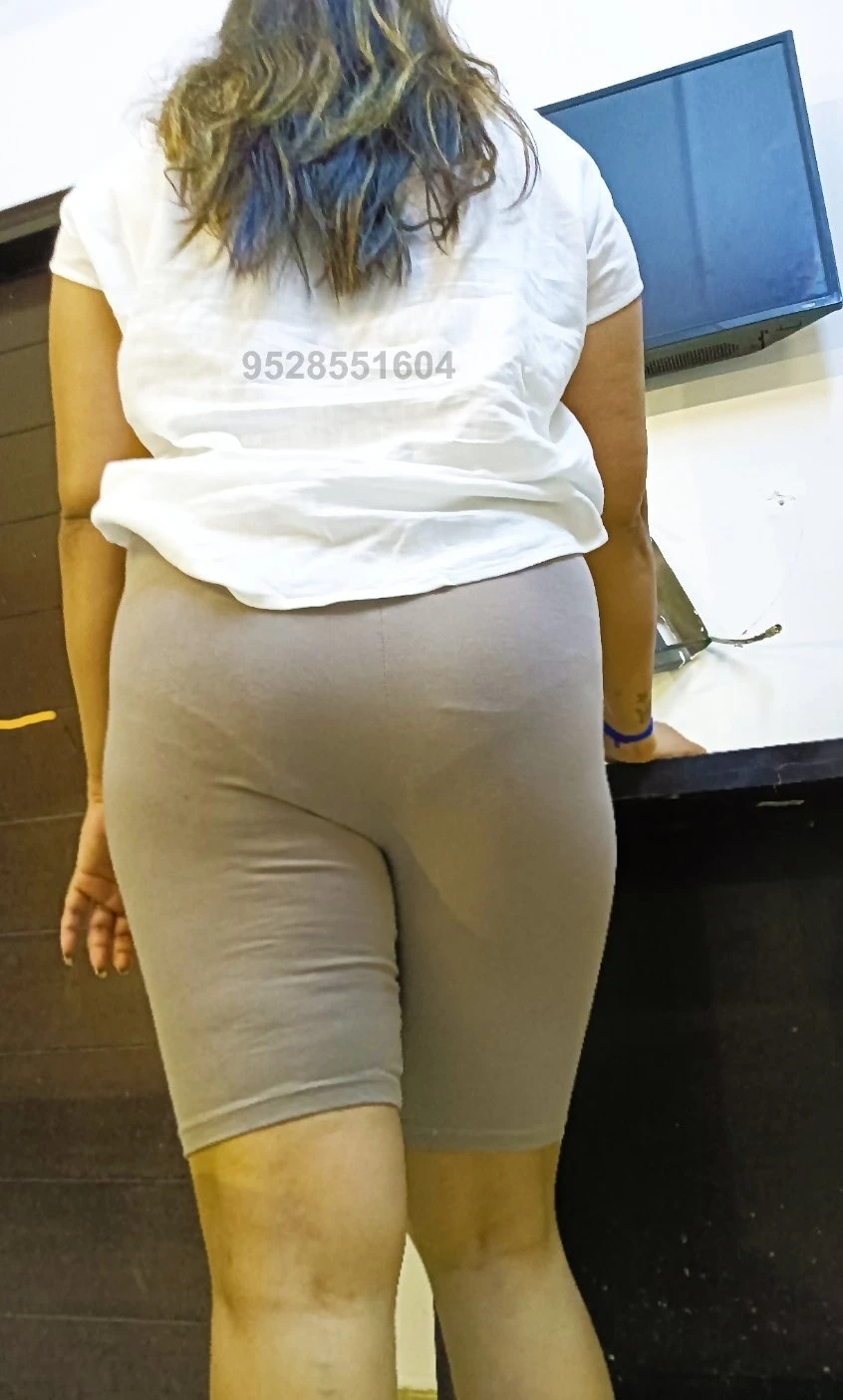 Pallavi – Indian escort in New Delhi — 5 / 7