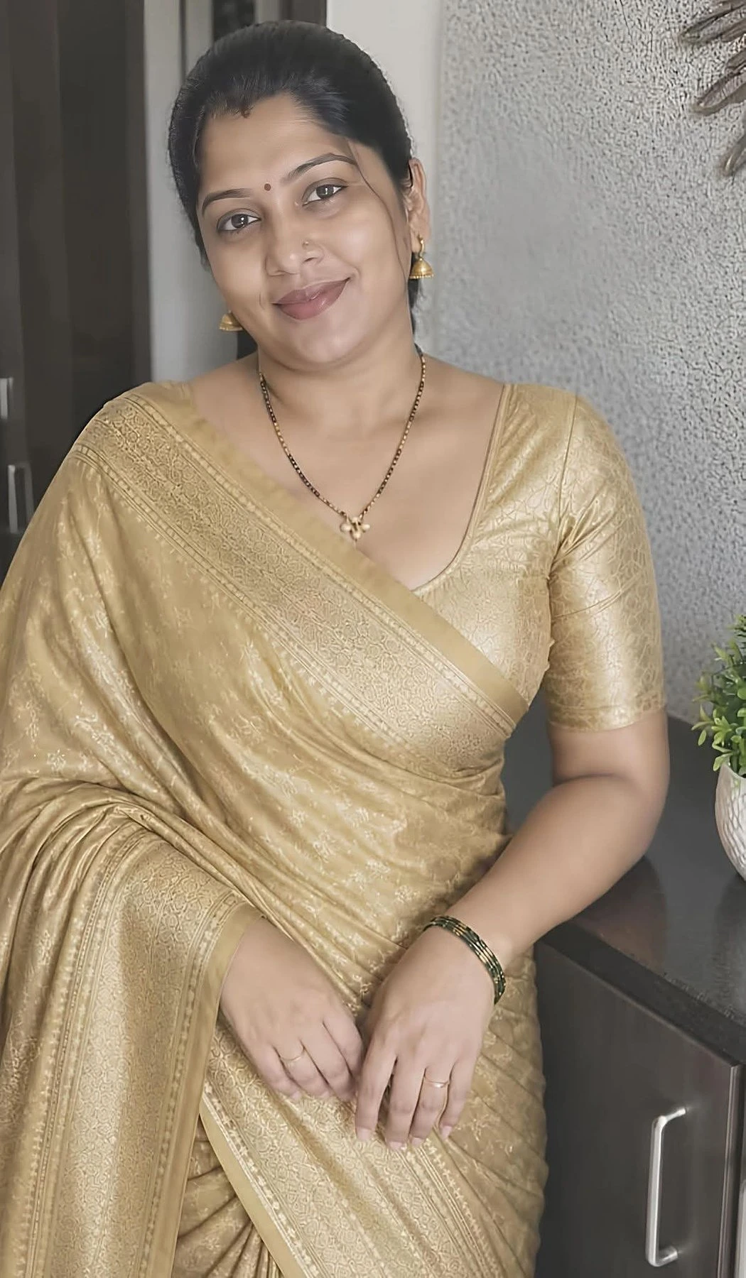 Hand Cash Payment Low Cost Independent. – Indian escort in Hyderabad — 7 / 13