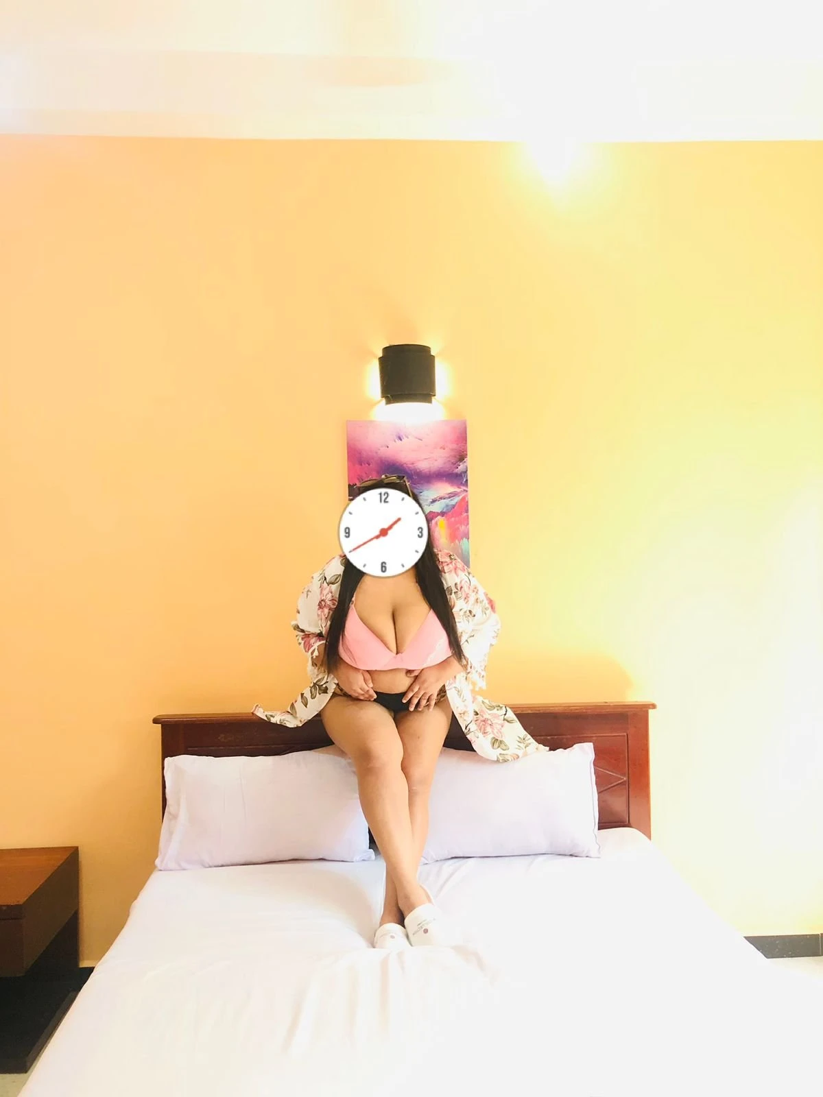 Hashani Suloshana – Sri Lankan escort in Colombo — 9 / 14