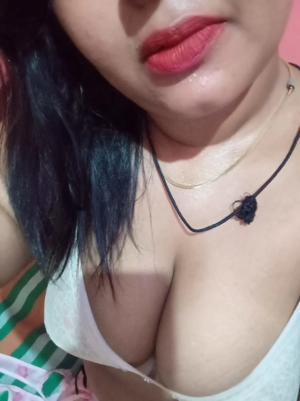 live Cam SHOW – Sri Lankan escort in Colombo — 2 / 19