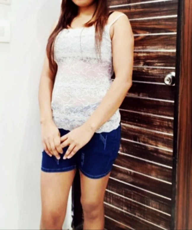 Hansi Queen – Sri Lankan escort in Colombo, Escort, Colombo