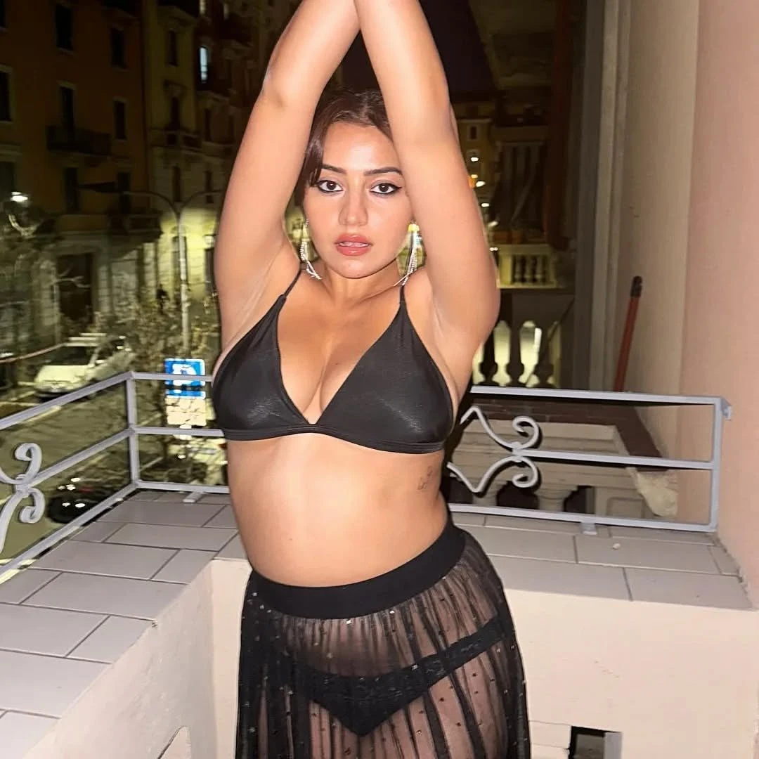 Vip Escort Service – Indian escort in Jaipur — 2 / 7