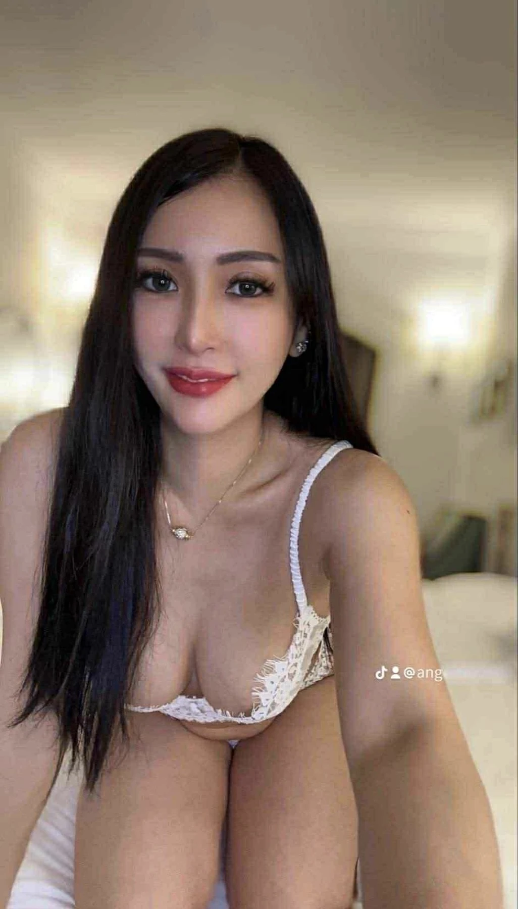 Hanah Model New in town – Japanese escort in Pyeongtaek — 13 / 18
