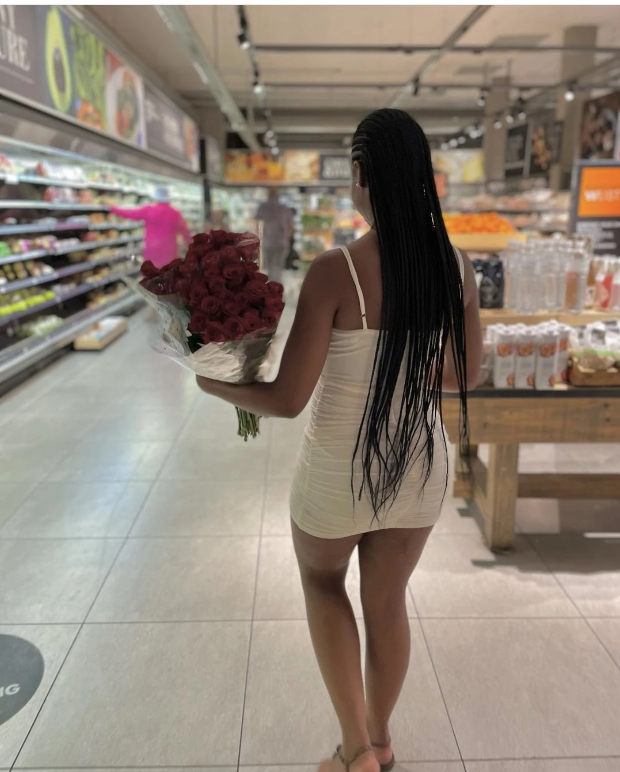 Riri – Kenyan escort in Gurgaon — 2 / 4