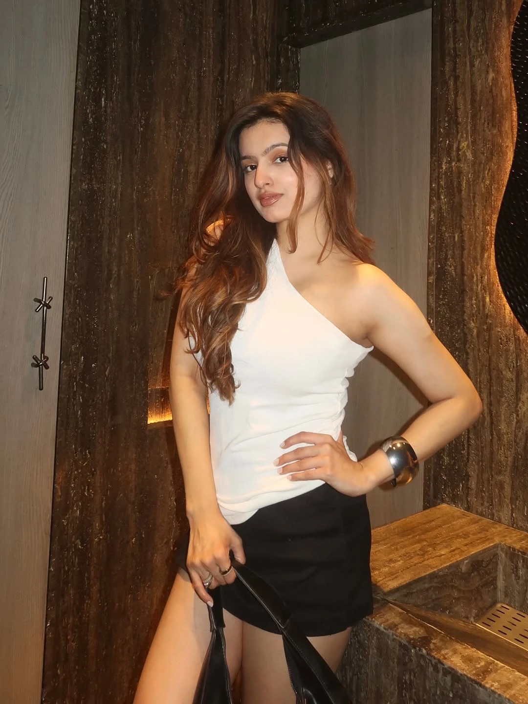 Aadhya – Indian escort in Mangalore — 2 / 7