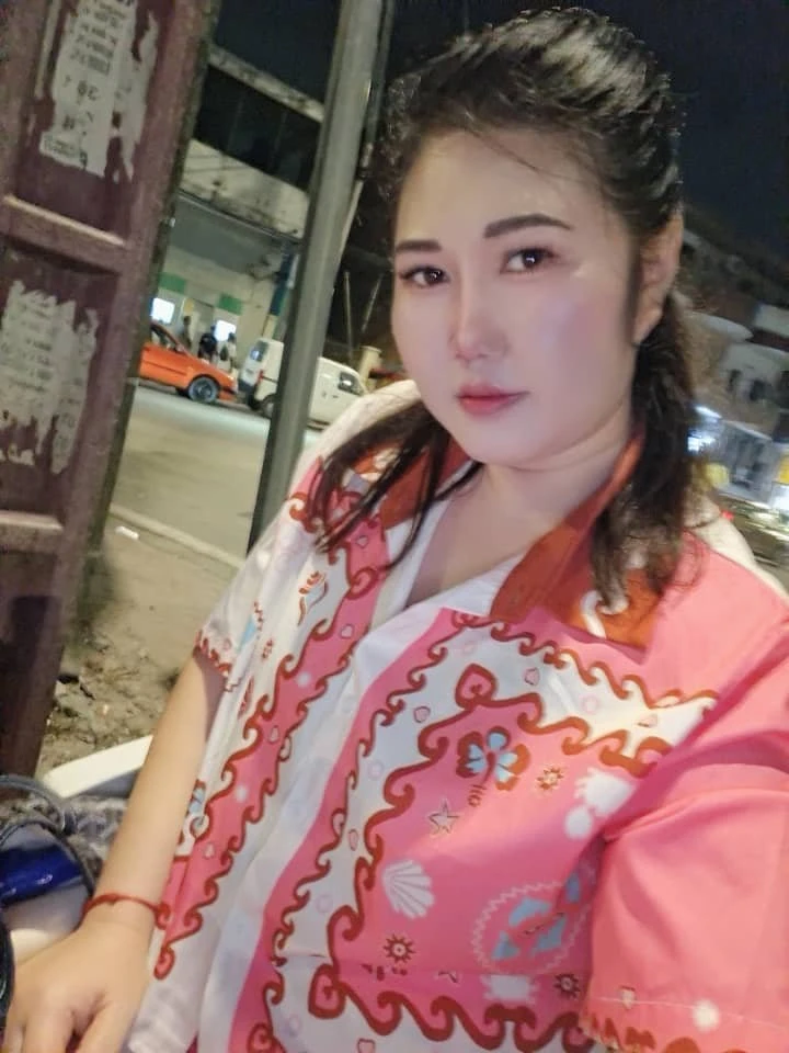 Grace – Thai escort in Abidjan — 4 / 6