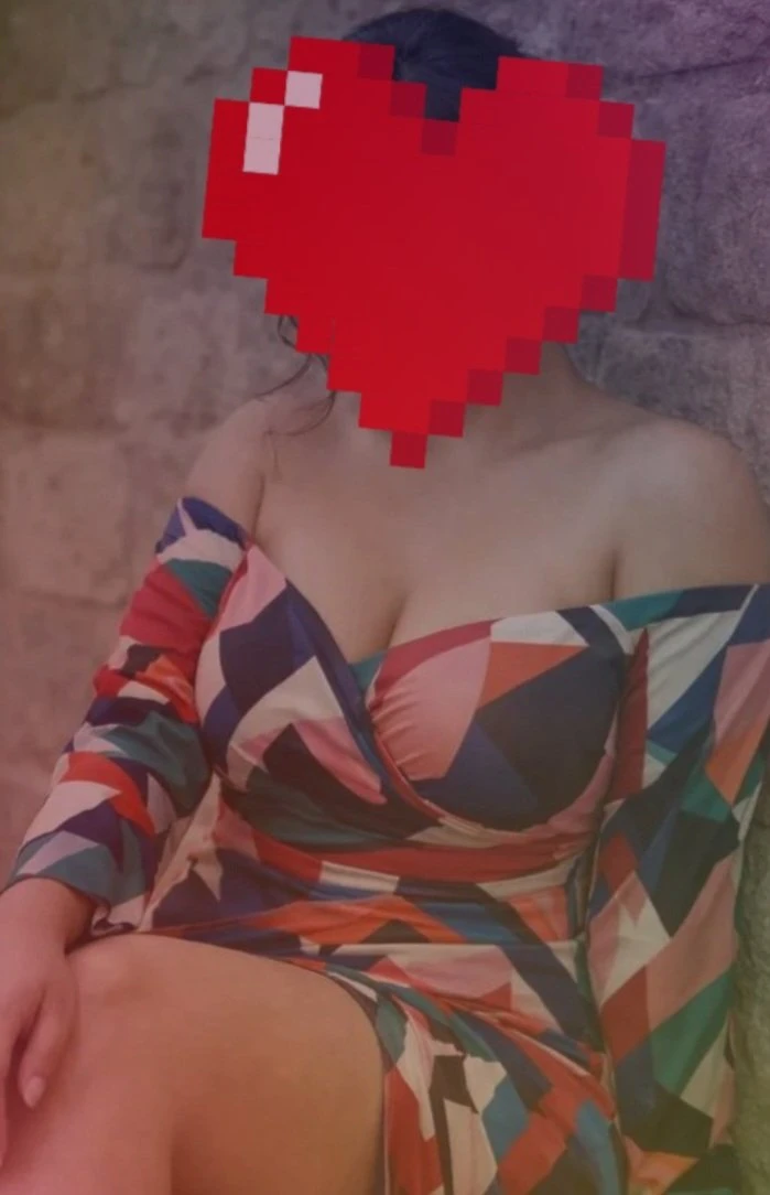 3 Tamil young girls - Col 6. – Sri Lankan escort in Colombo — 3 / 21