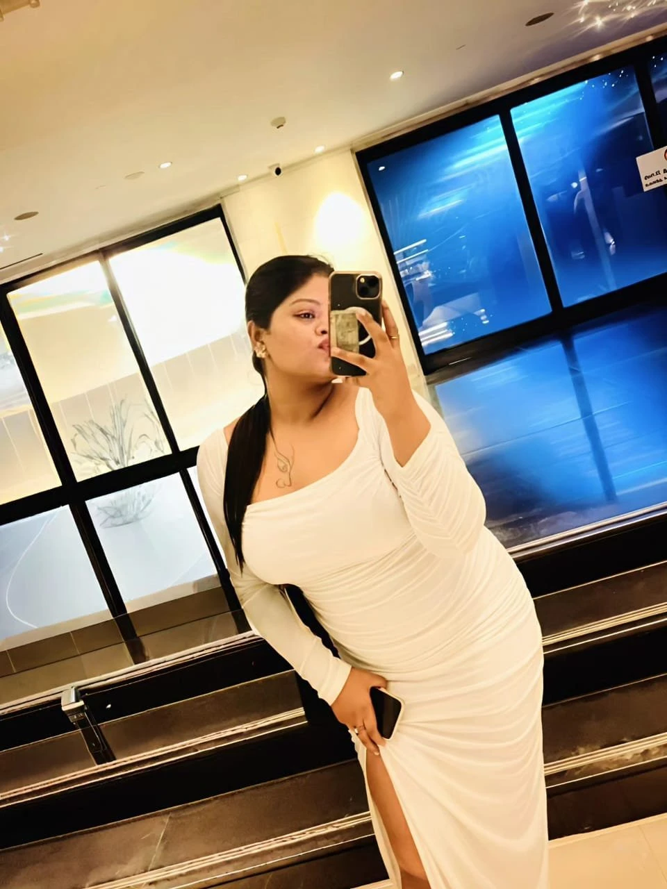 Sana – Indian escort in Hyderabad — 2 / 4