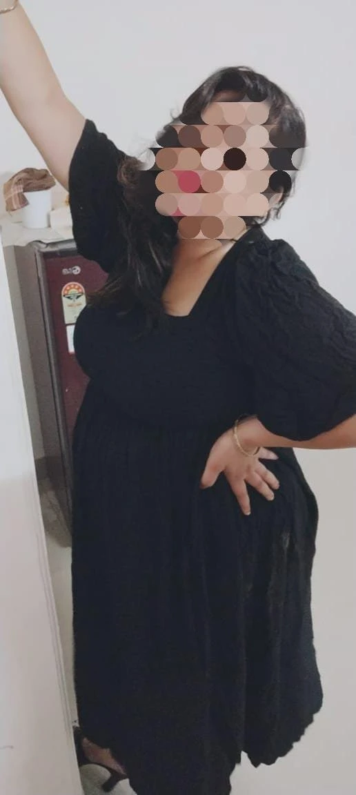 I Am Deepa Hot n Sizzling Lady – Indian escort in New Delhi — 4 / 9