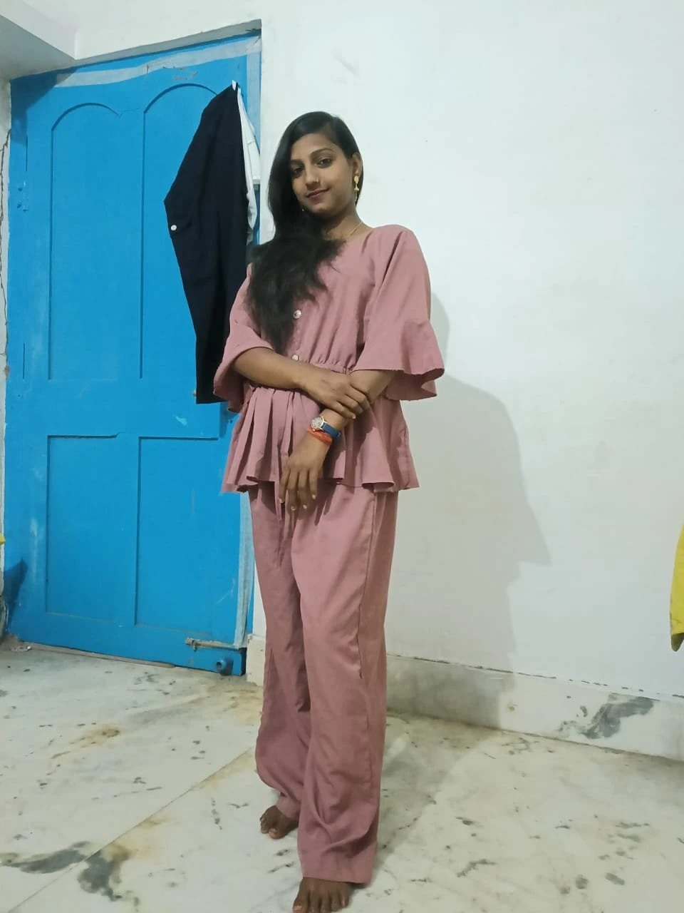Alina Cam Show Real Meet – Indian escort in Hyderabad — 3 / 5