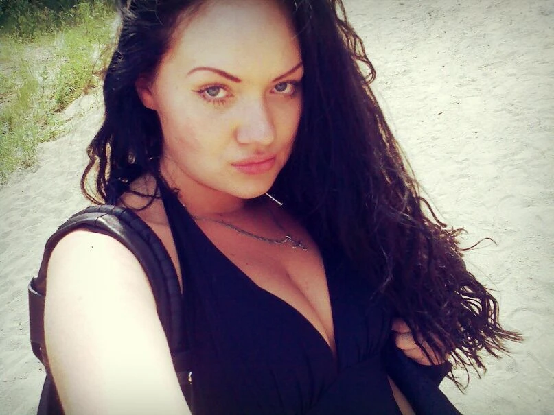 Darina – escort in Beirut — 3 / 4