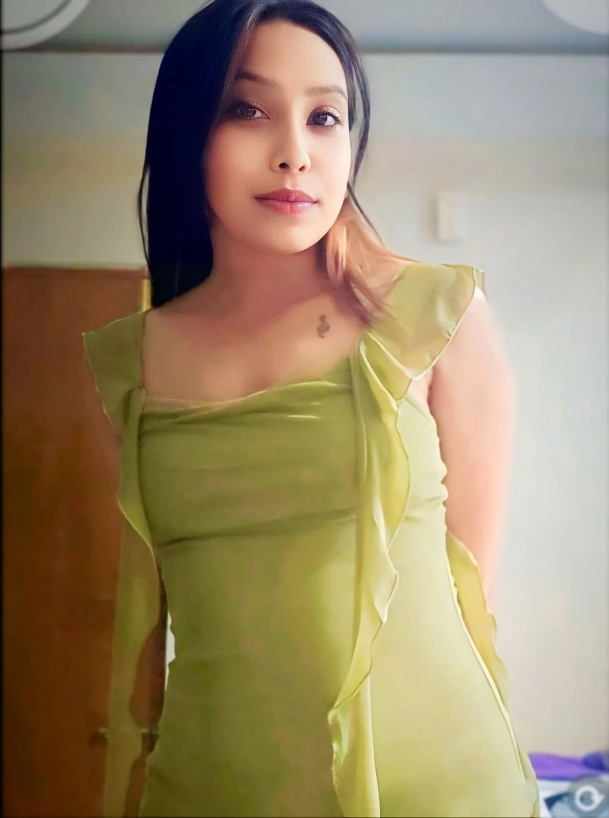 Mahi Escort Service & Cam Show – Indian escort in Mumbai — 1 / 4