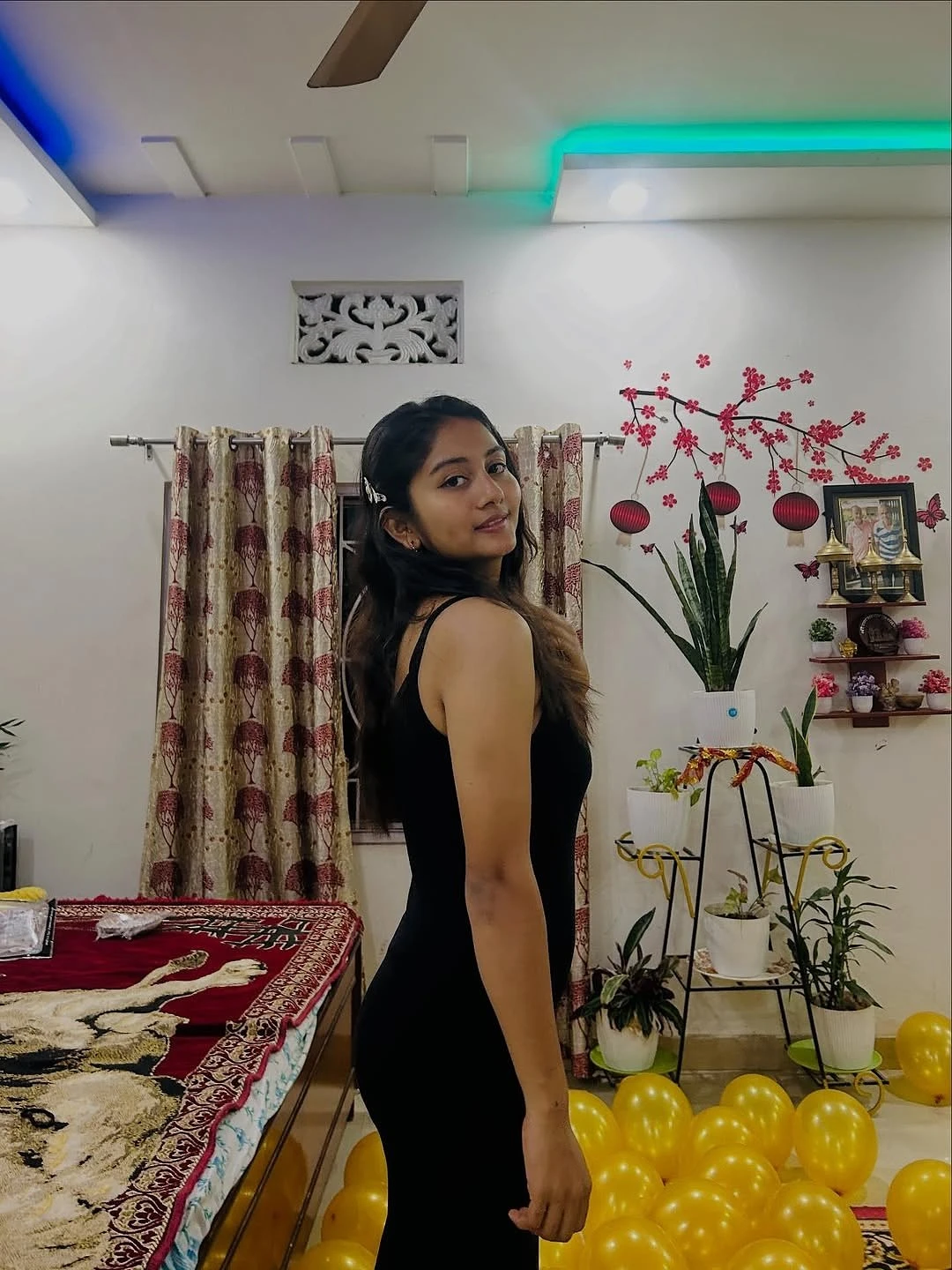 Ruhi – Indian escort in Kolkata — 2 / 4